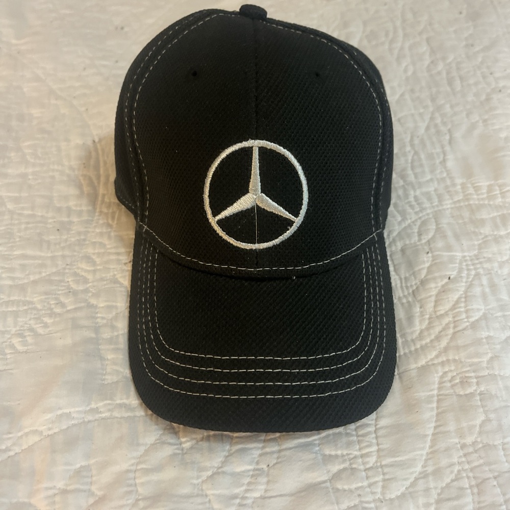 Mercedes Benz hat never worn
